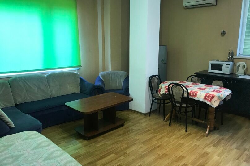 Гостиница Статус Ялта-70