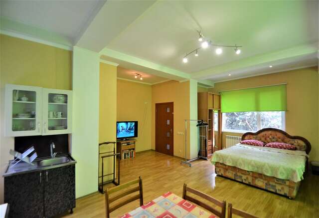 Гостиница Статус Ялта-101