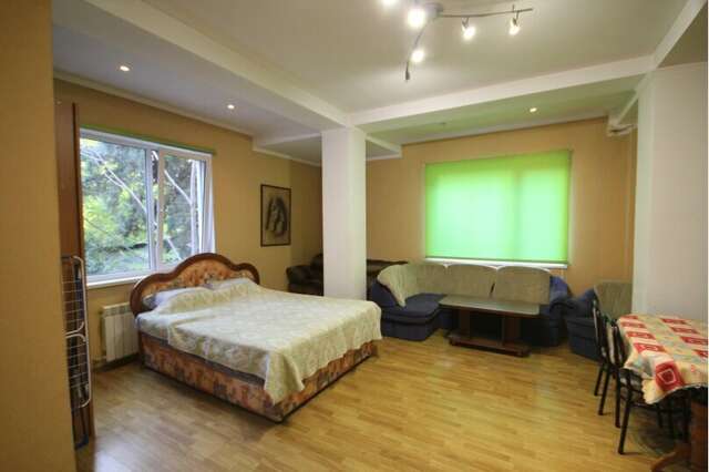 Гостиница Статус Ялта-88