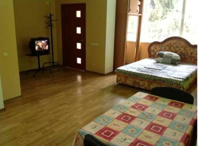 Гостиница Статус Ялта-56