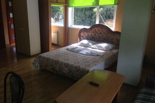 Гостиница Статус Ялта-72